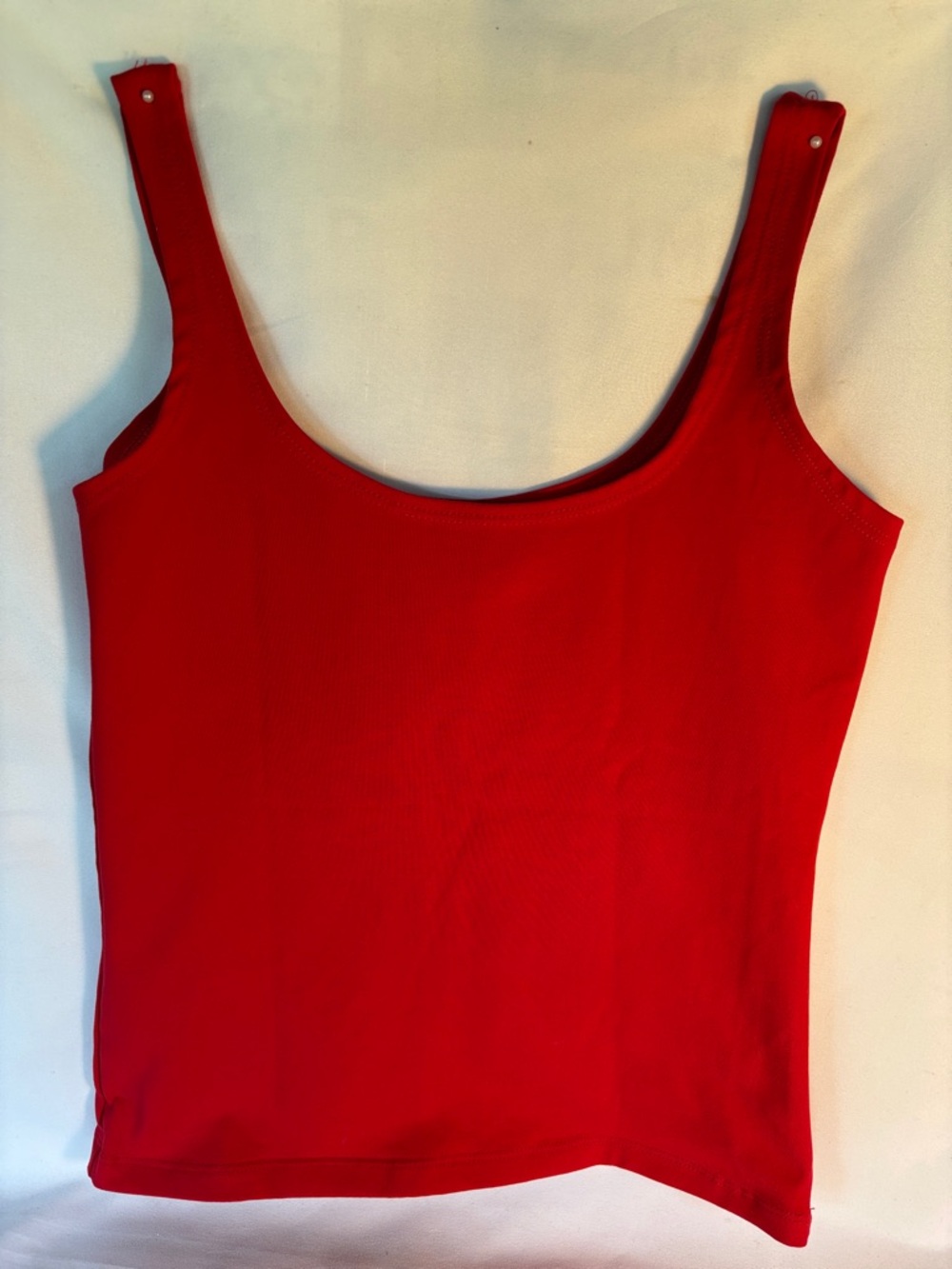 BRIGHT CHERRY RED SCOOP NECK TANK TOP WOMEN - Picture 4 of 8
